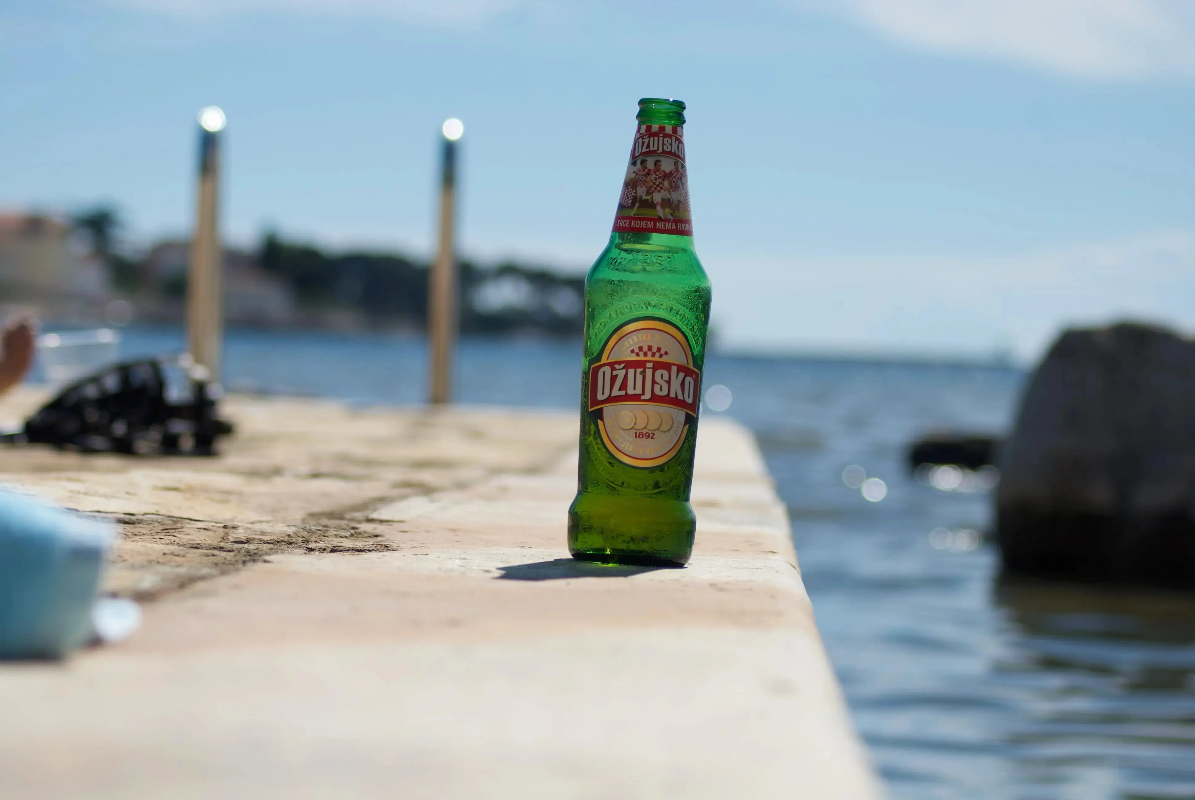 Rotsachtige kustlijn